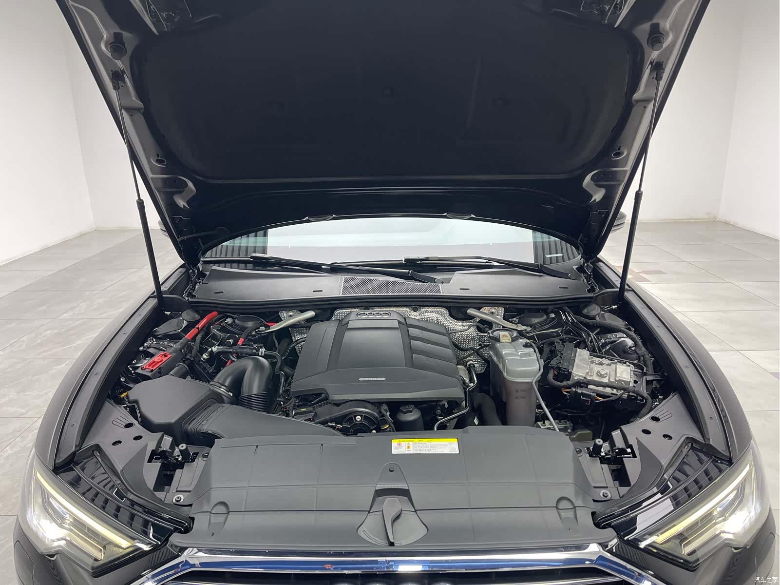 Audi A6L, 2019 9