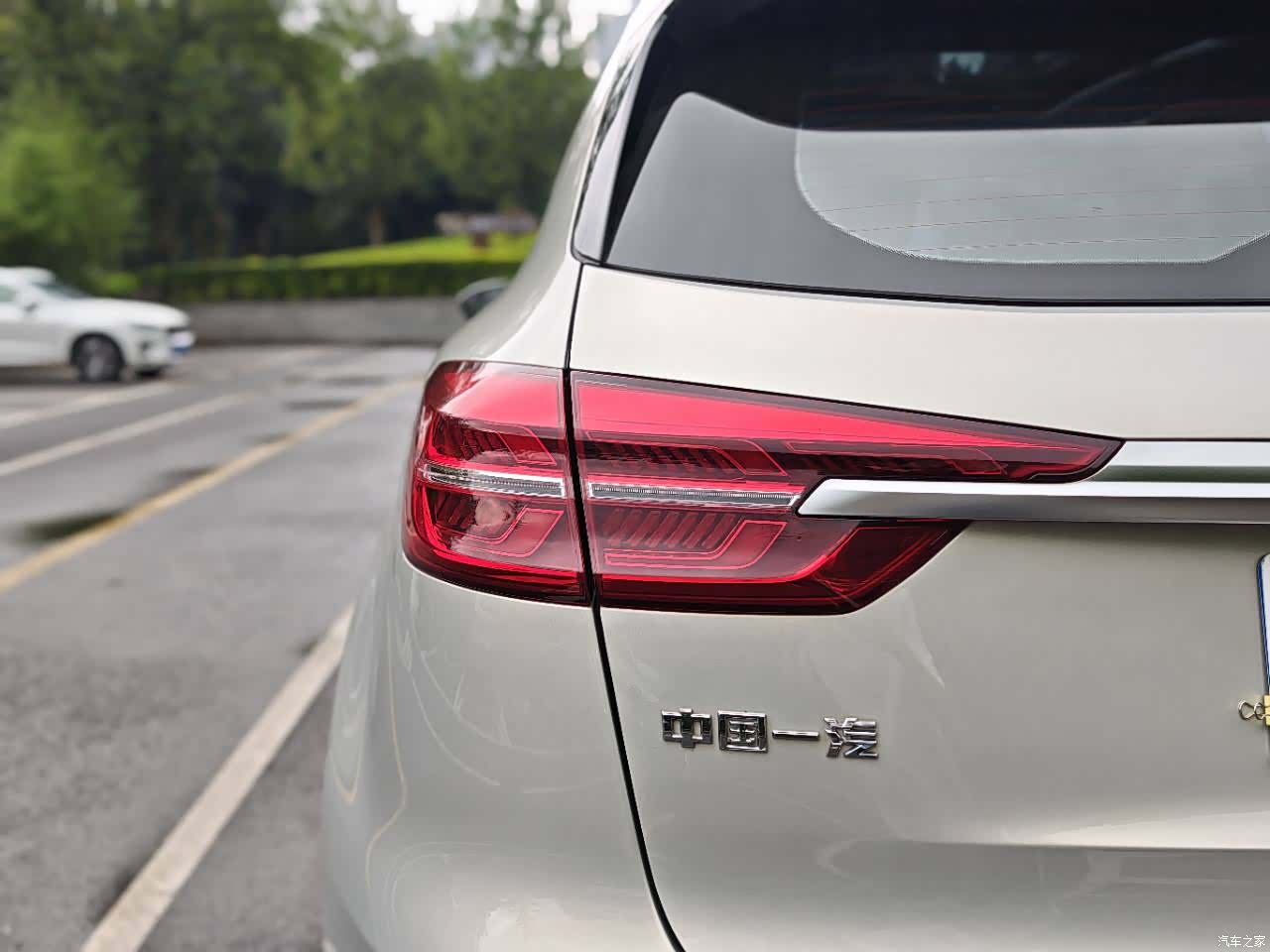 Hongqi HS5, 2021 28