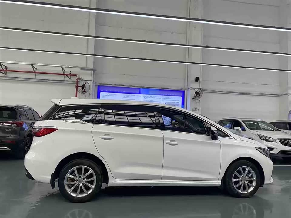 BYD Song MAX BYD Song MAX