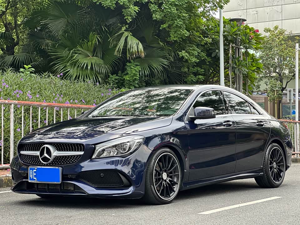 Mercedes-Benz CLA