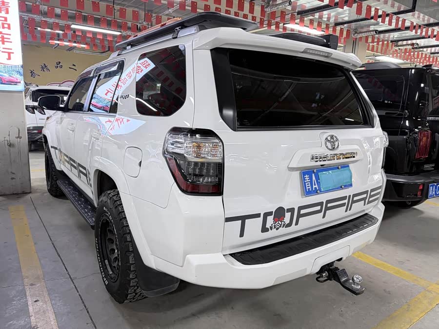 Toyota 4Runner 2019, фото 18