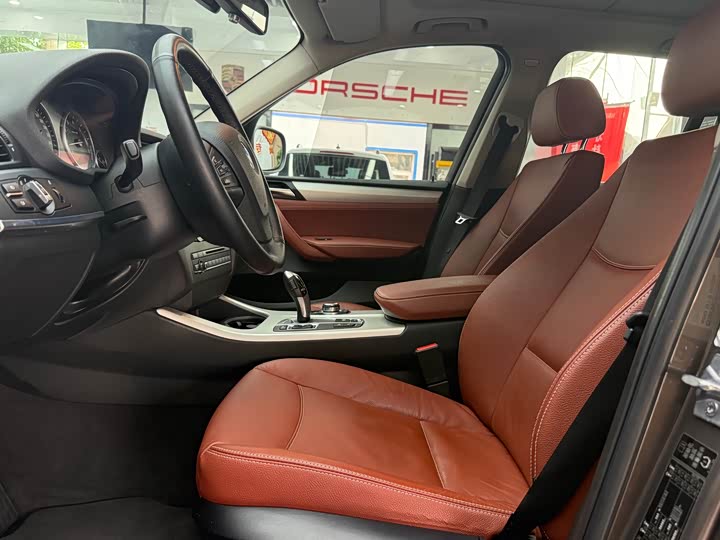 BMW X3, 2013 года фото 4