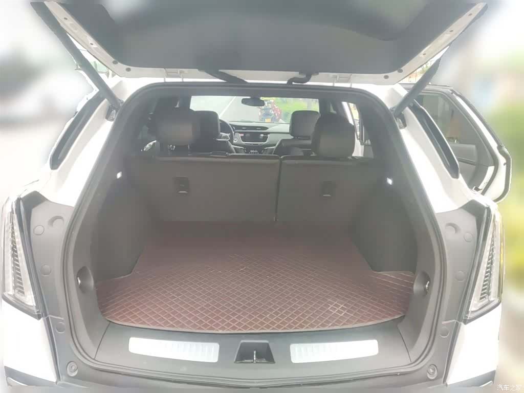 Cadillac XT5, 2021 10