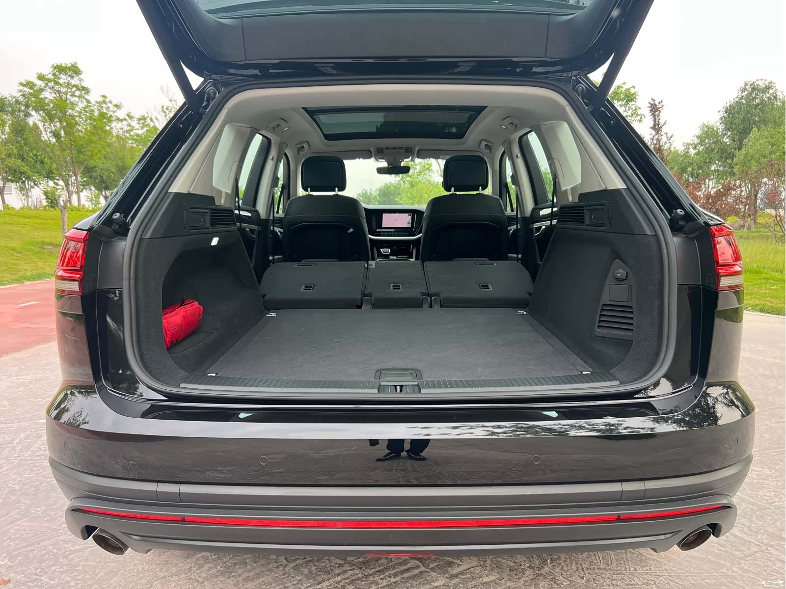 Volkswagen Touareg, 2019 24