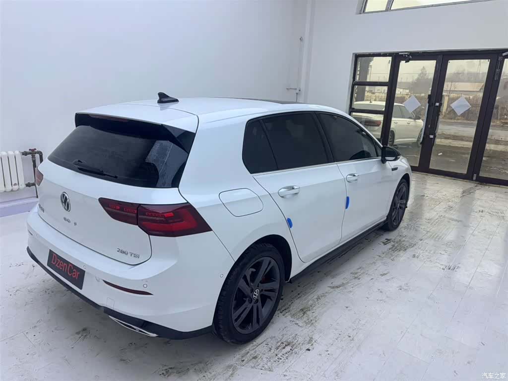 Volkswagen Golf, 2022 3