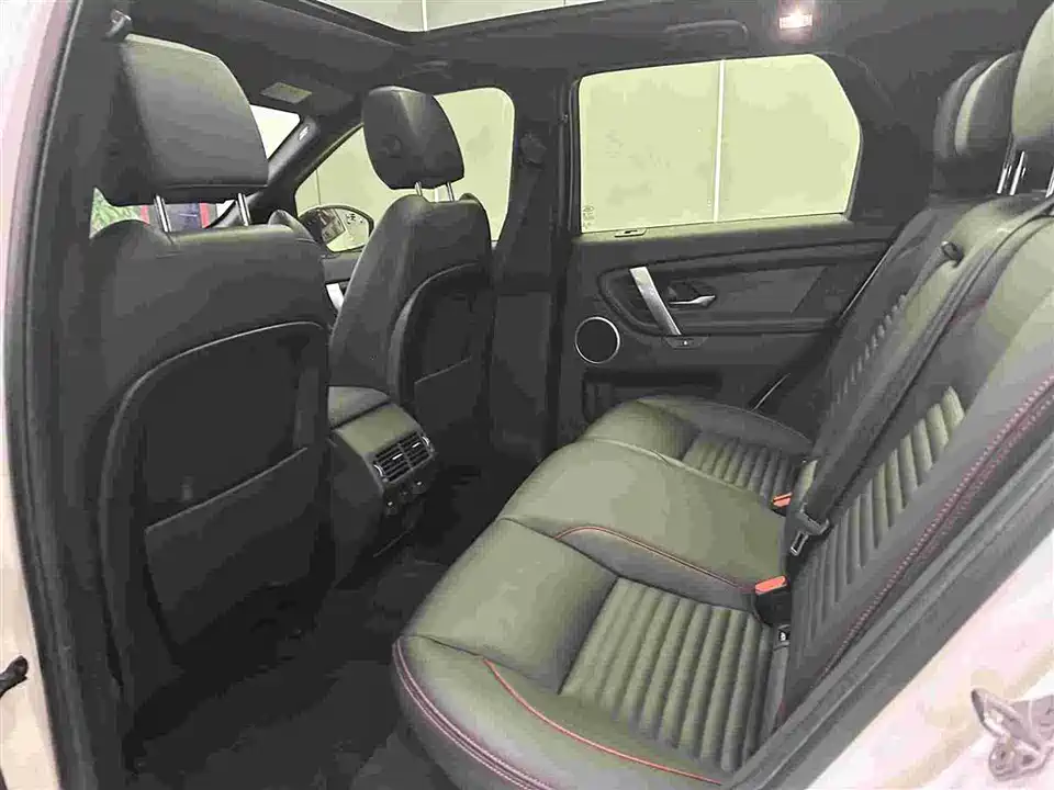 Land Rover Discover sports