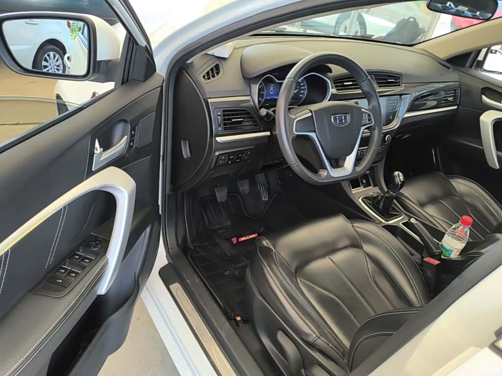 Geely Emgrand, 2016 16