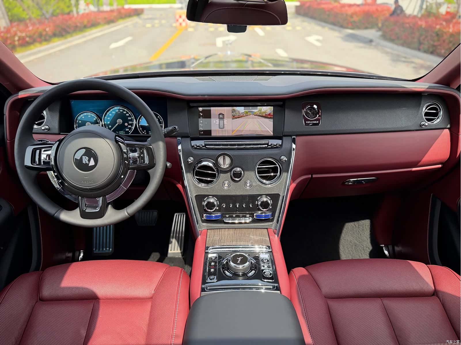 Rolls-Royce Cullinan, 2019 11