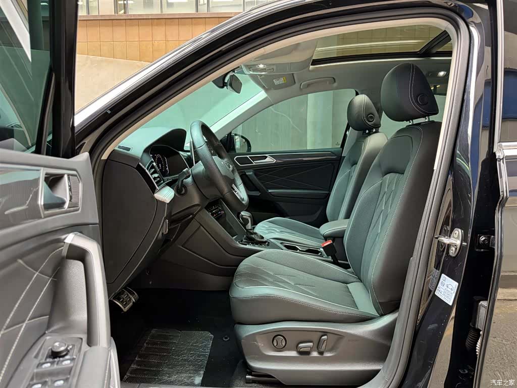 Volkswagen Tiguan L, 2024 9