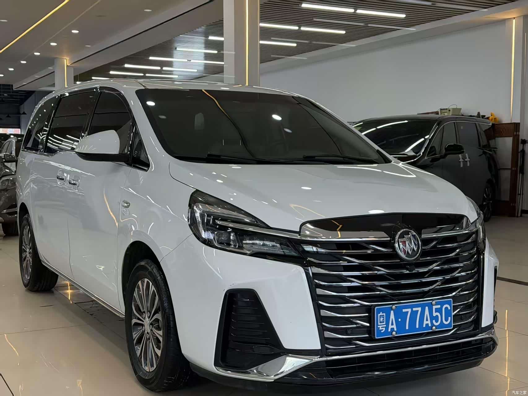 Buick GL8, 2023 2