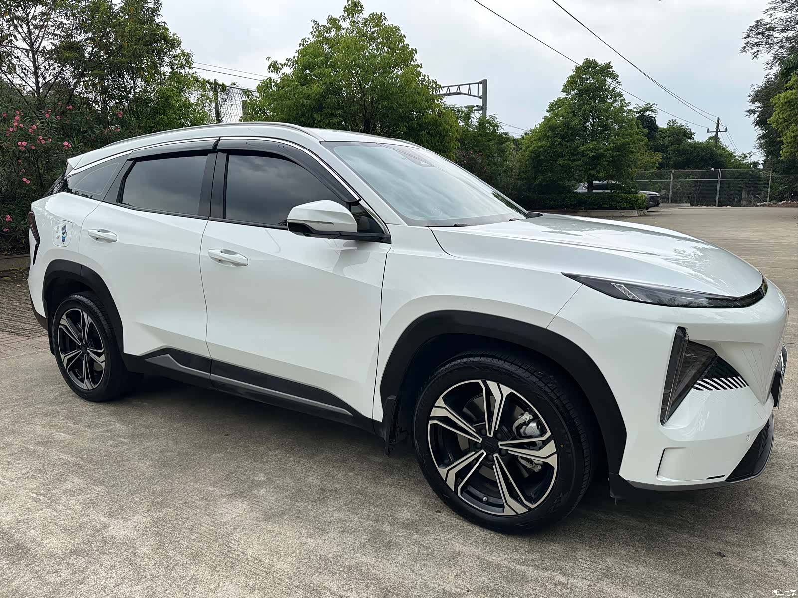Geely Galaxy L7, 2024 11