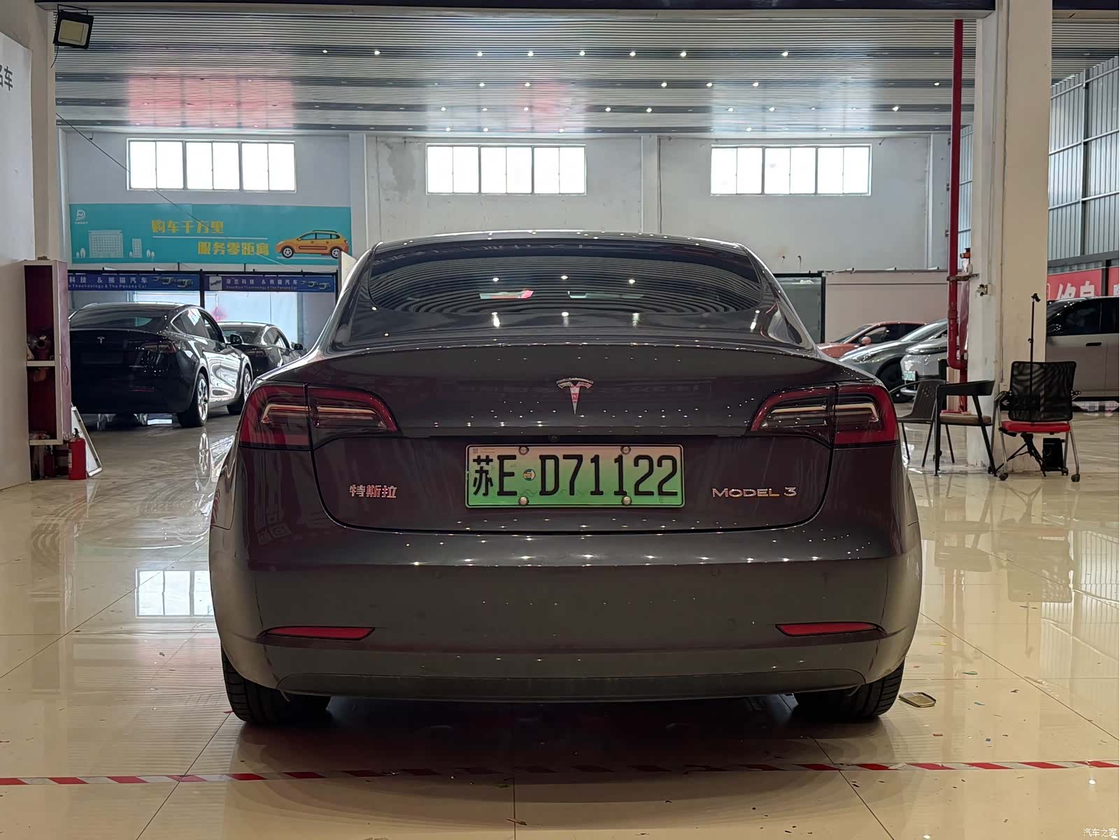Tesla Model 3, 2021 все фото