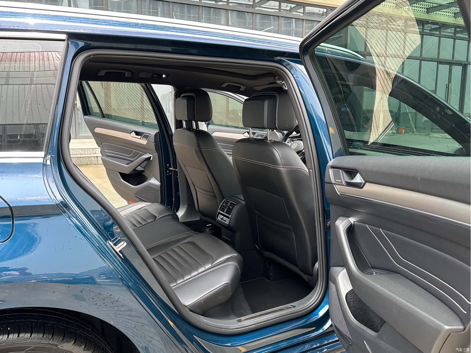Volkswagen Variant, 2022 18