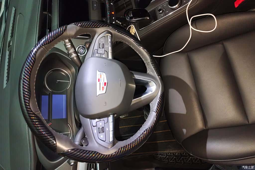 Cadillac XT4, 2021 13
