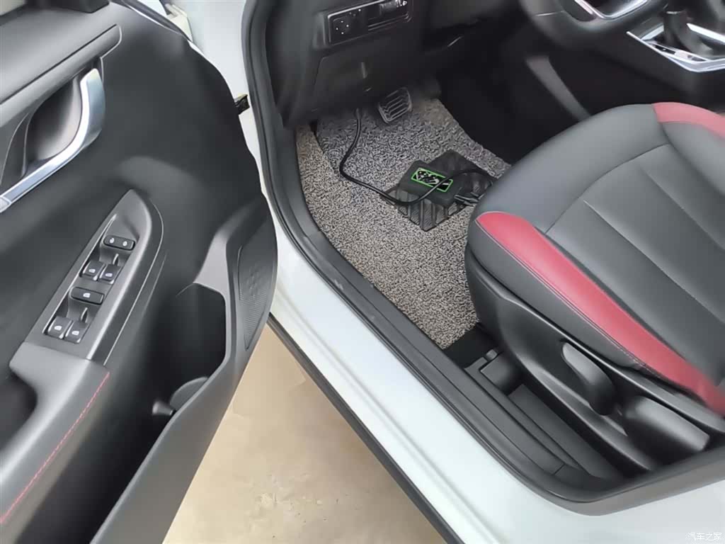 Geely X3, 2021 11