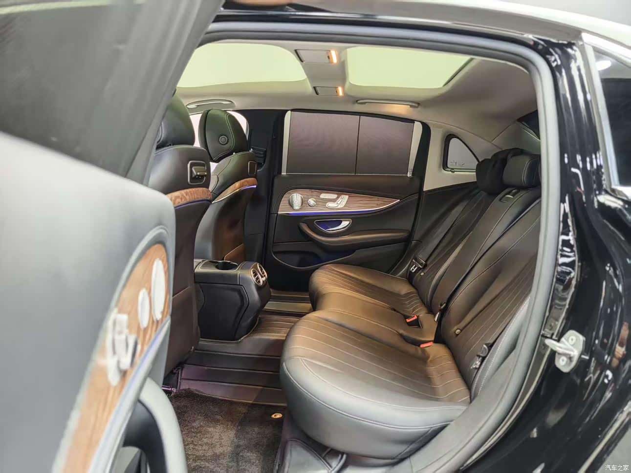 Mercedes-Benz E-Class, 2020 6