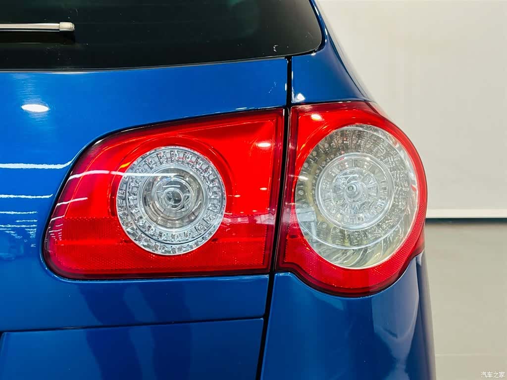 Volkswagen Passat, 2011 14