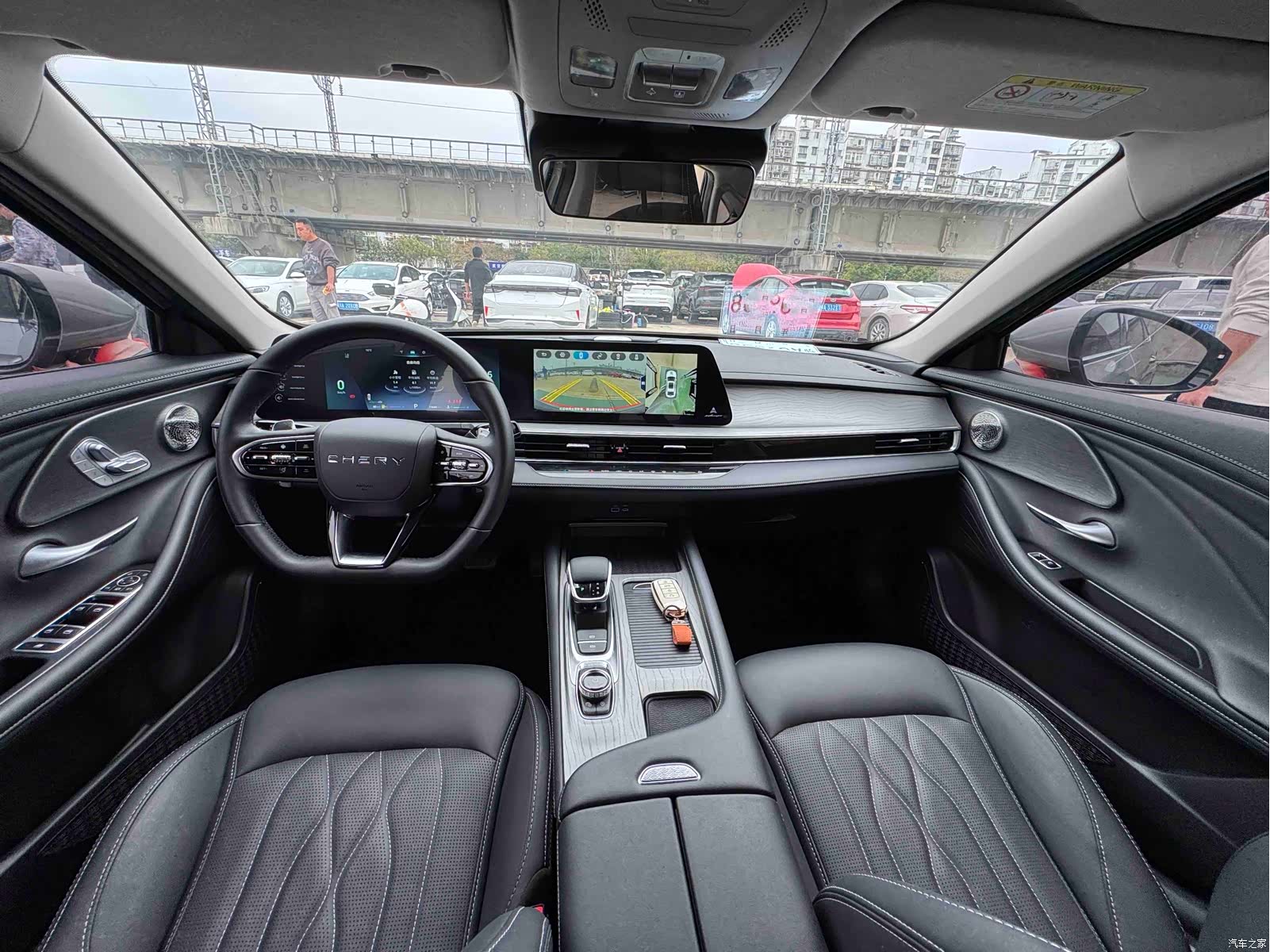 Chery Arrizo 8, 2022 7