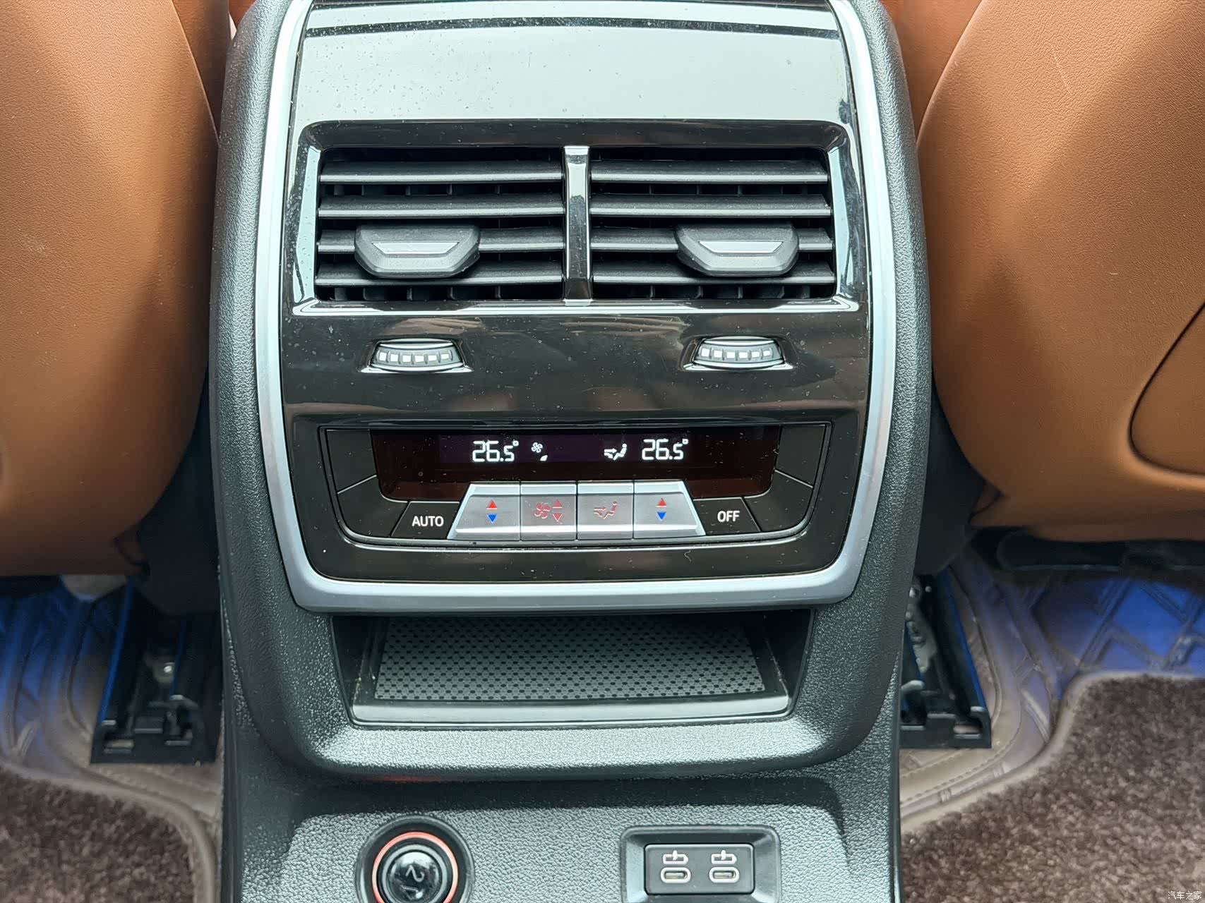BMW X7, 2024 15