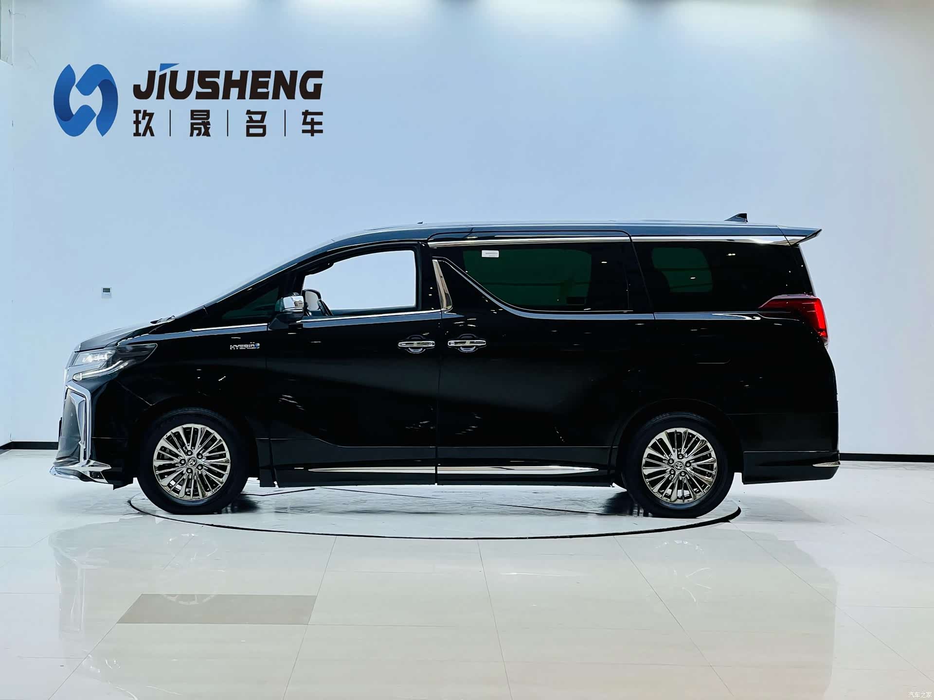 Toyota Alphard, 2021 4