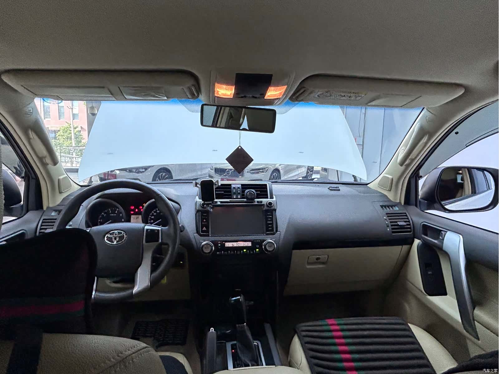 Toyota Prado, 2015 27
