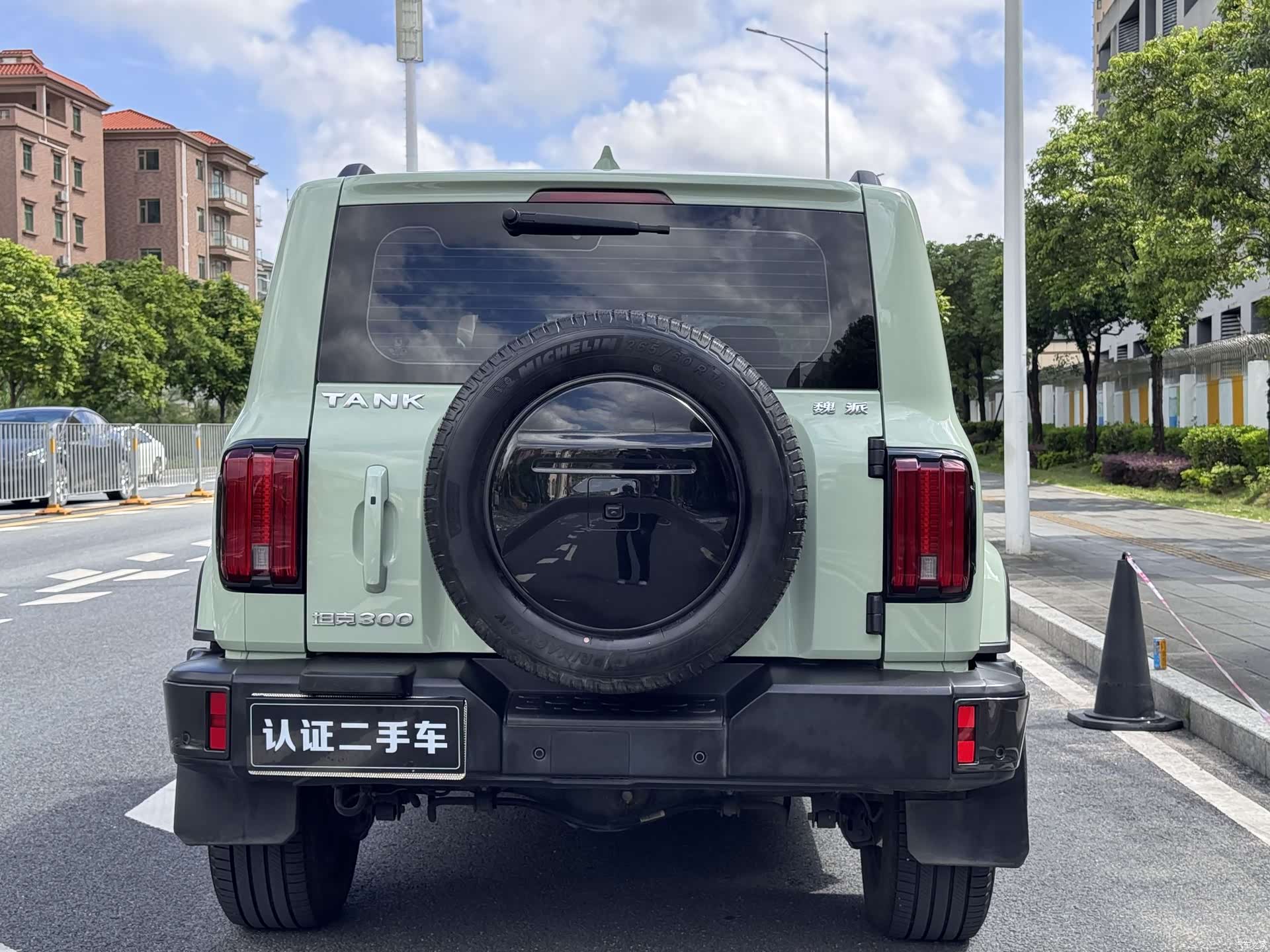 Tank 300, 2022 4