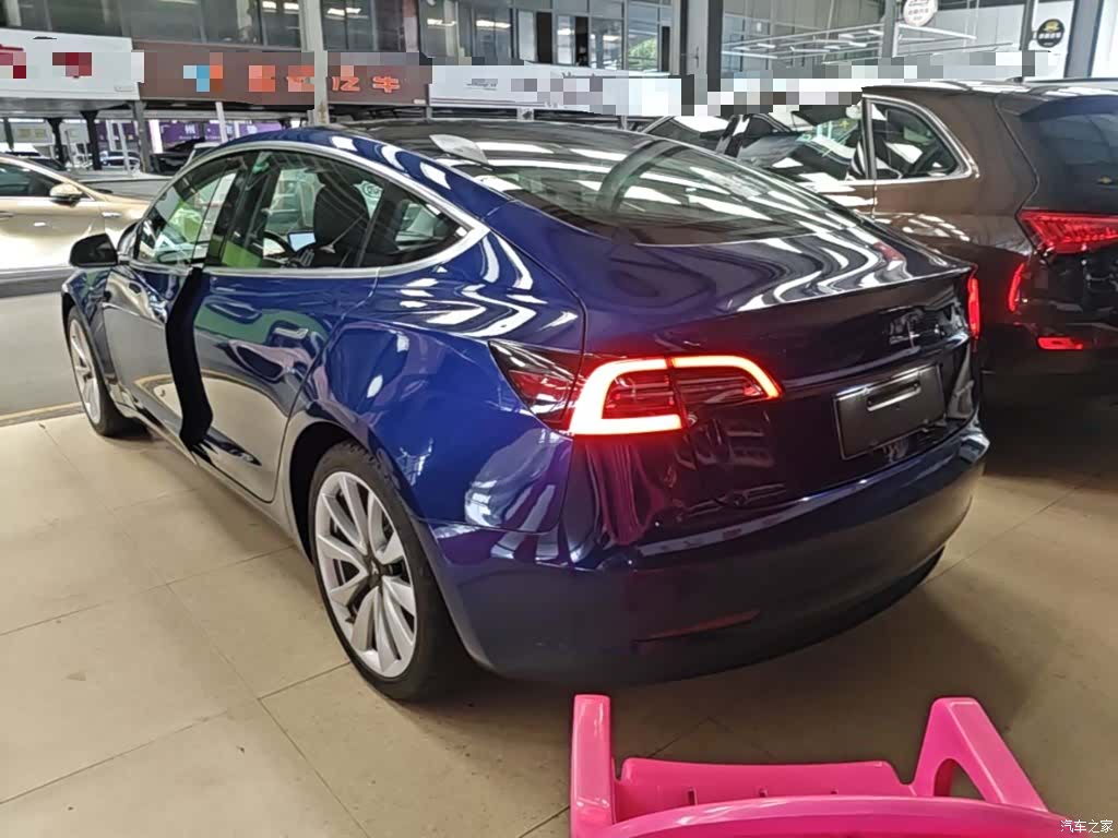 Tesla Model 3, 2020 все фото
