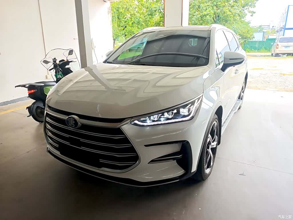 BYD Tang, 2022 1