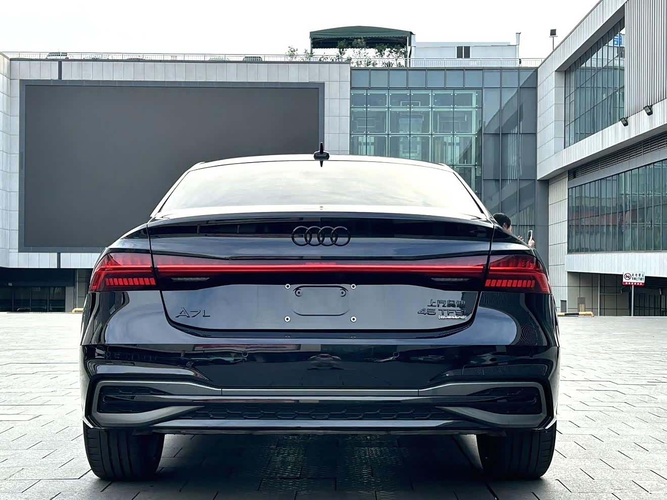 Audi A7L, 2025 9