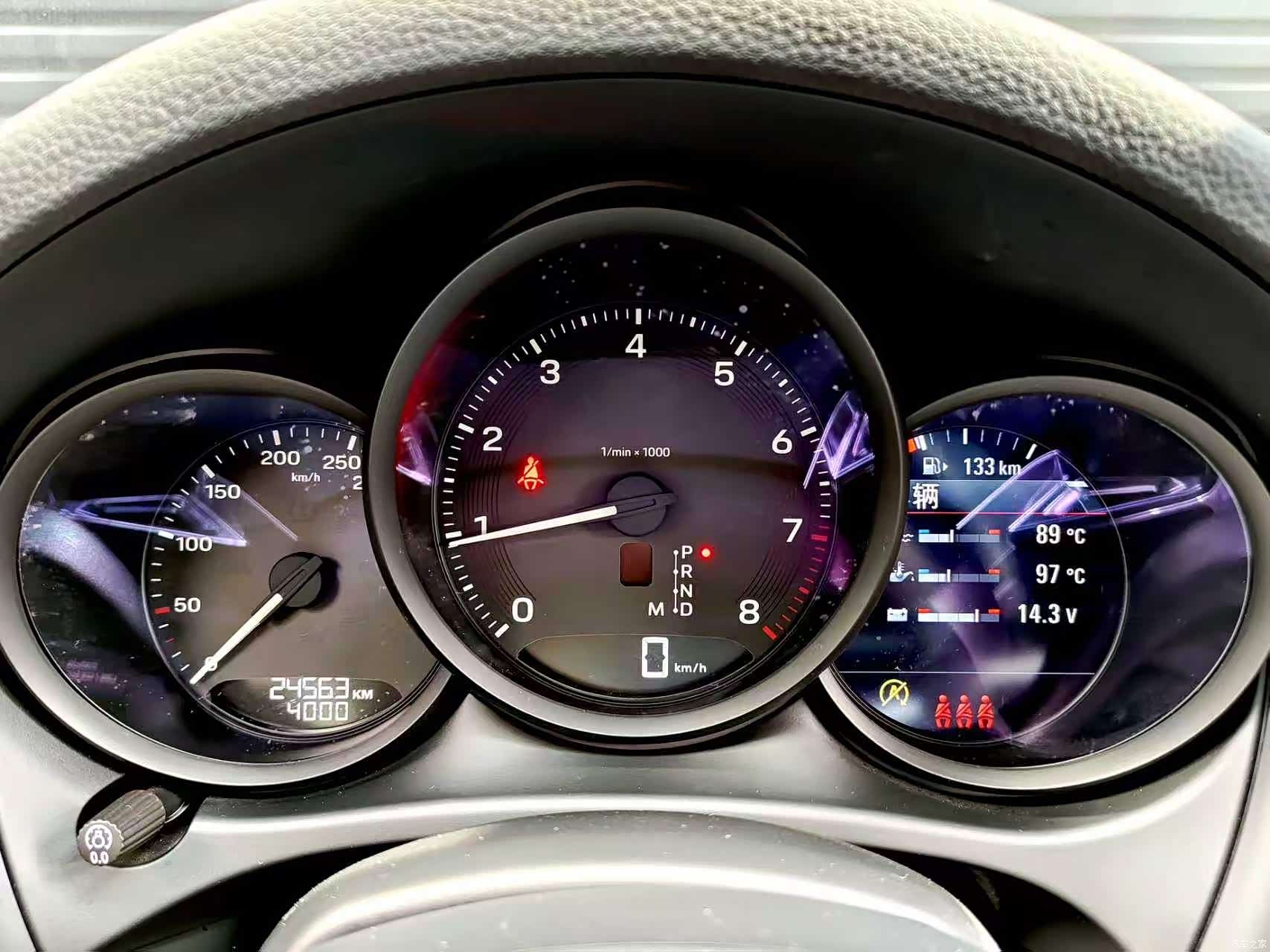 Porsche Macan, 2022 8