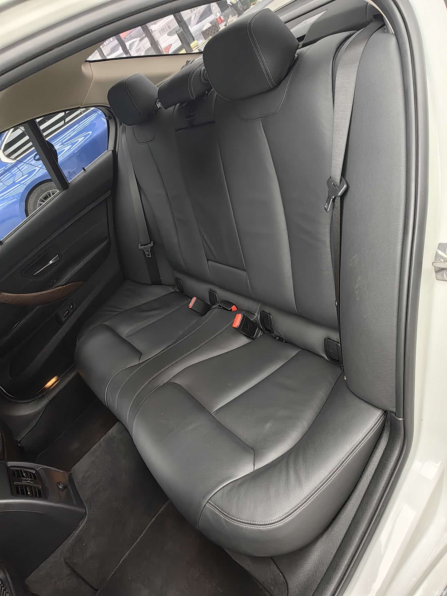 BMW 3 Series, 2013 9