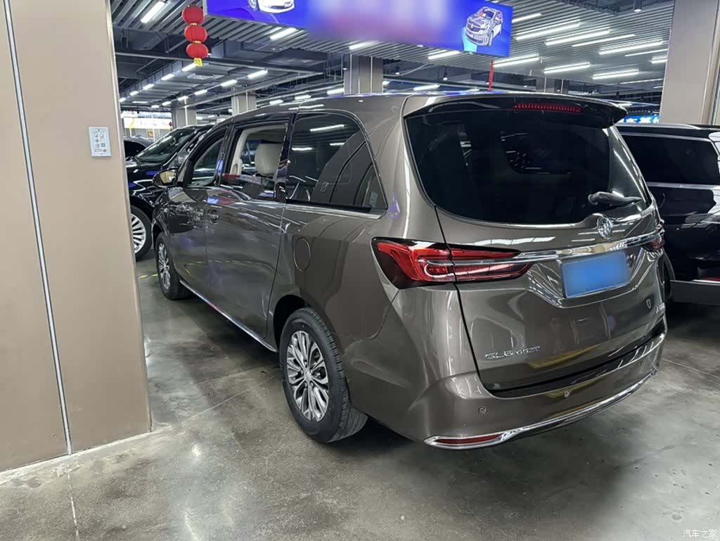 Buick GL8, 2022 6