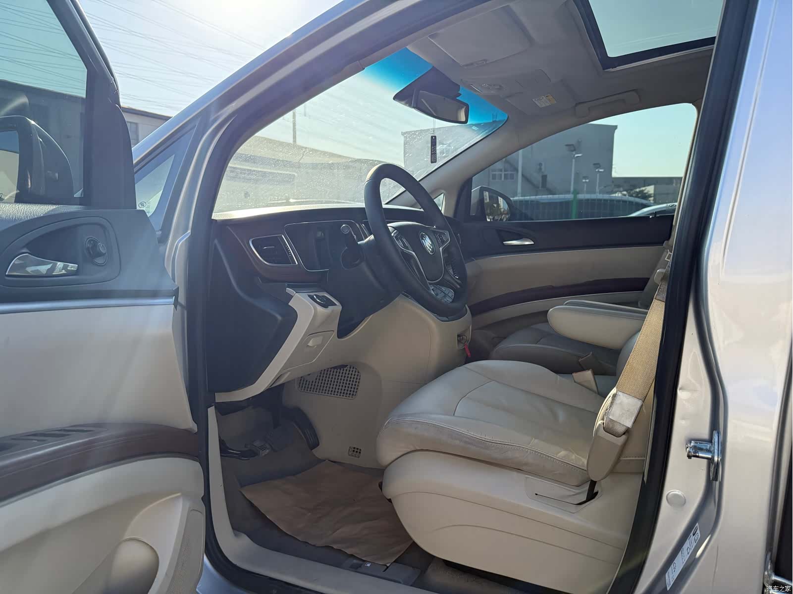Buick GL8, 2019 15