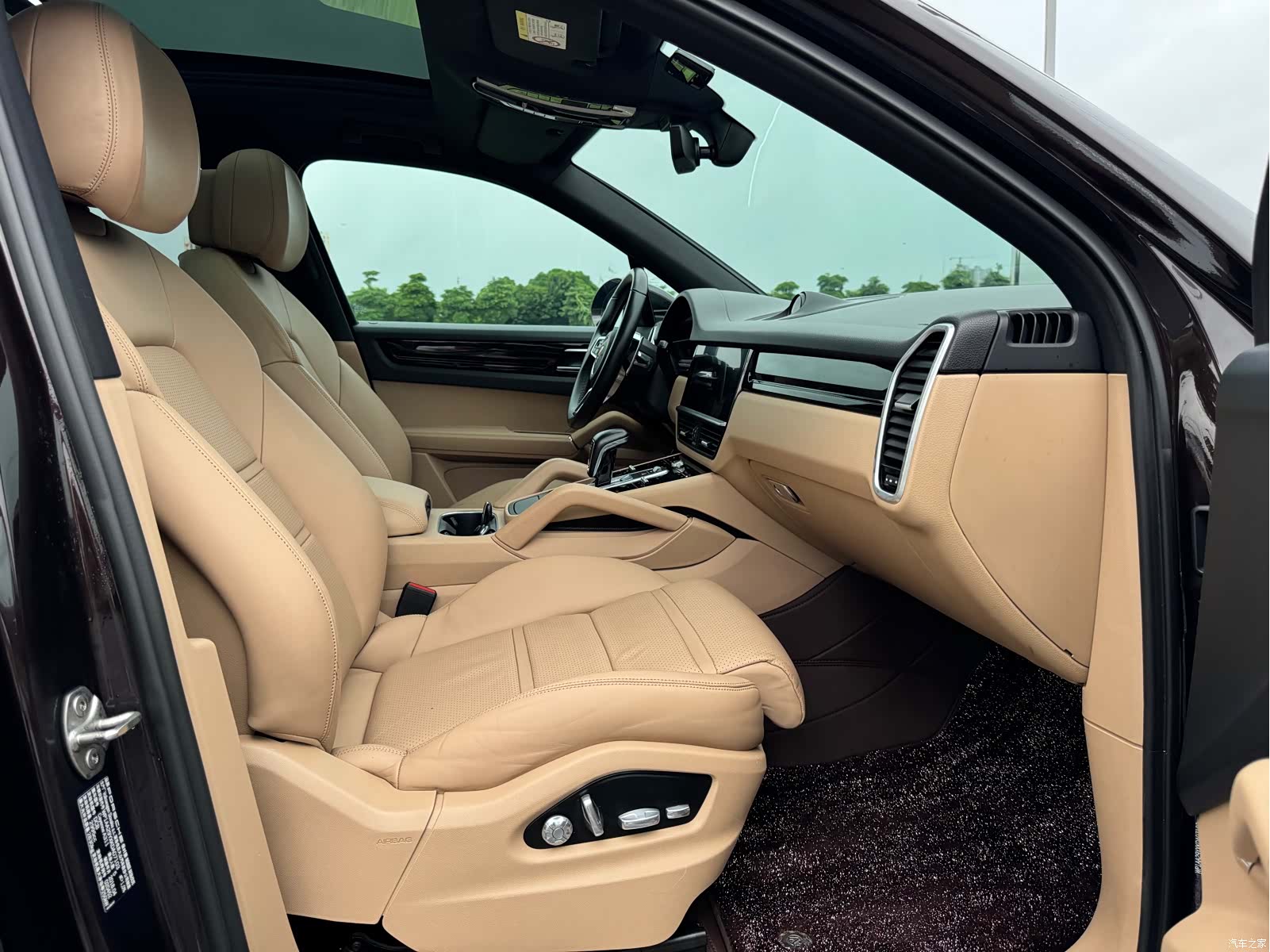 Porsche Cayenne, 2019 15