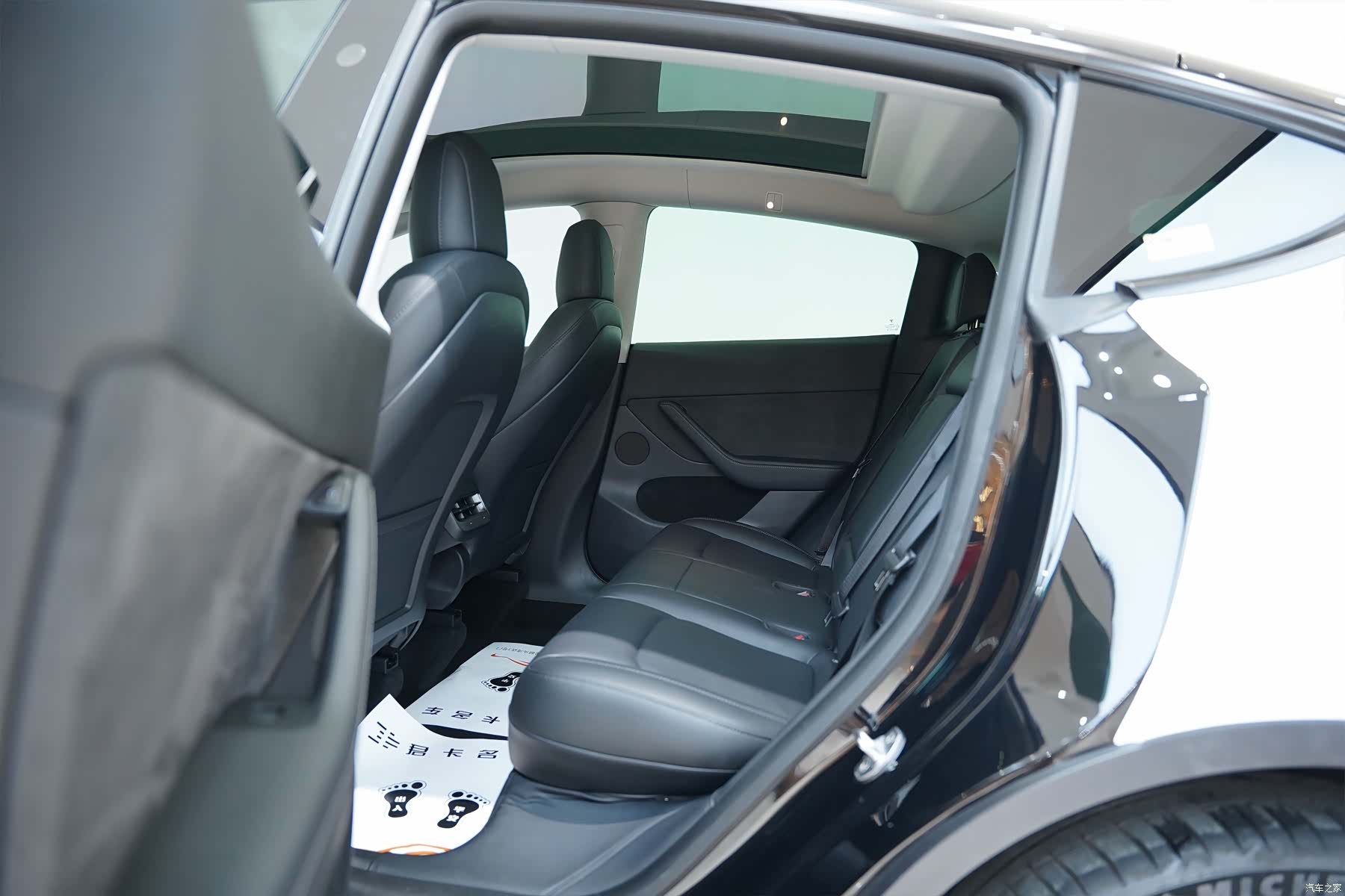 Tesla Model Y, 2021 17