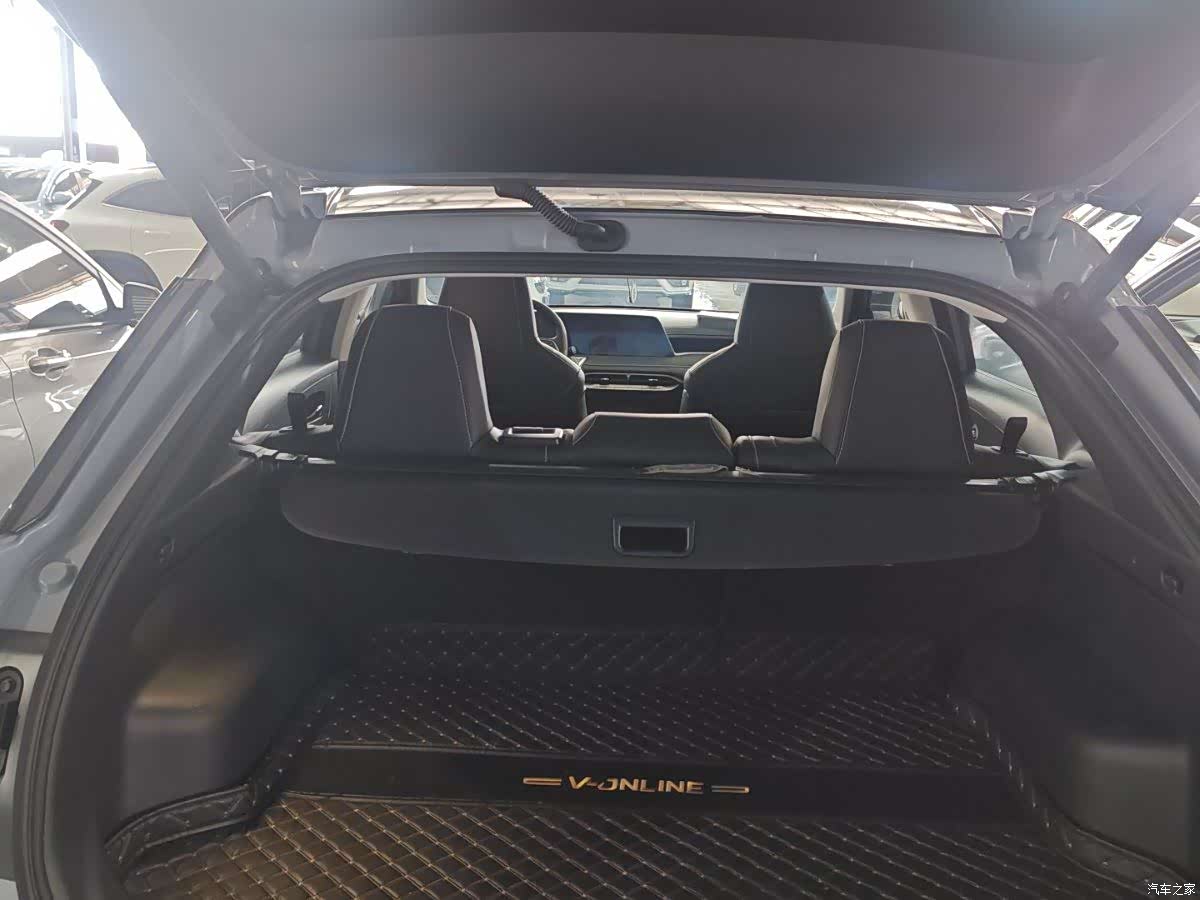 Nissan V, 2022 13
