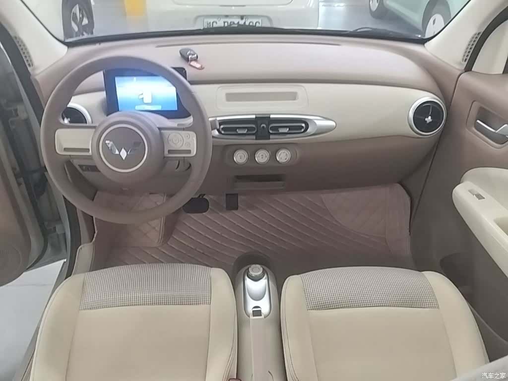 Wuling MINIEV, 2025 6