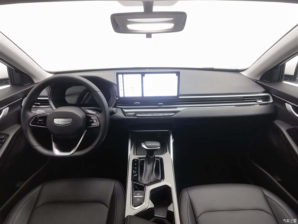 Geely Emgrand, 2025 все фото