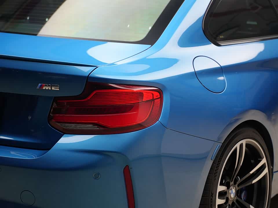 BMW M2