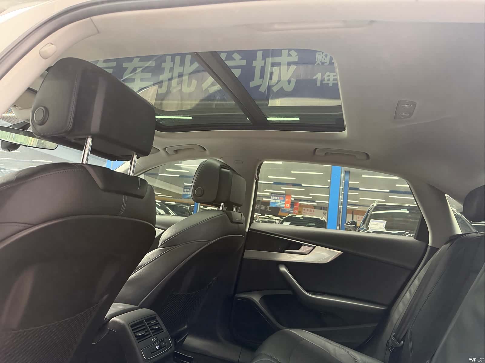 Audi A4L, 2018 17