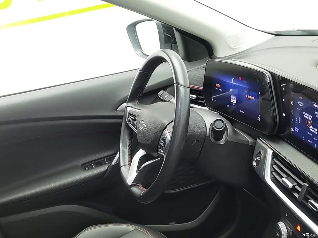 Chevrolet RS, 2022 22