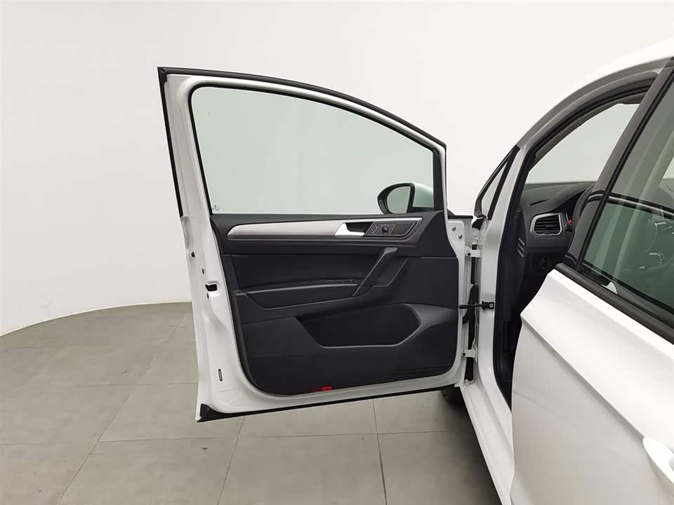 Volkswagen Golf*Jiayu Volkswagen Golf*Jiayu
