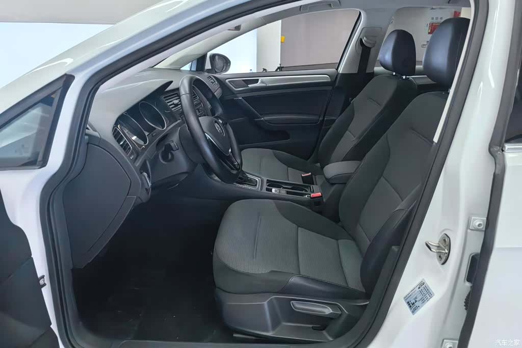 Volkswagen Golf, 2018 9