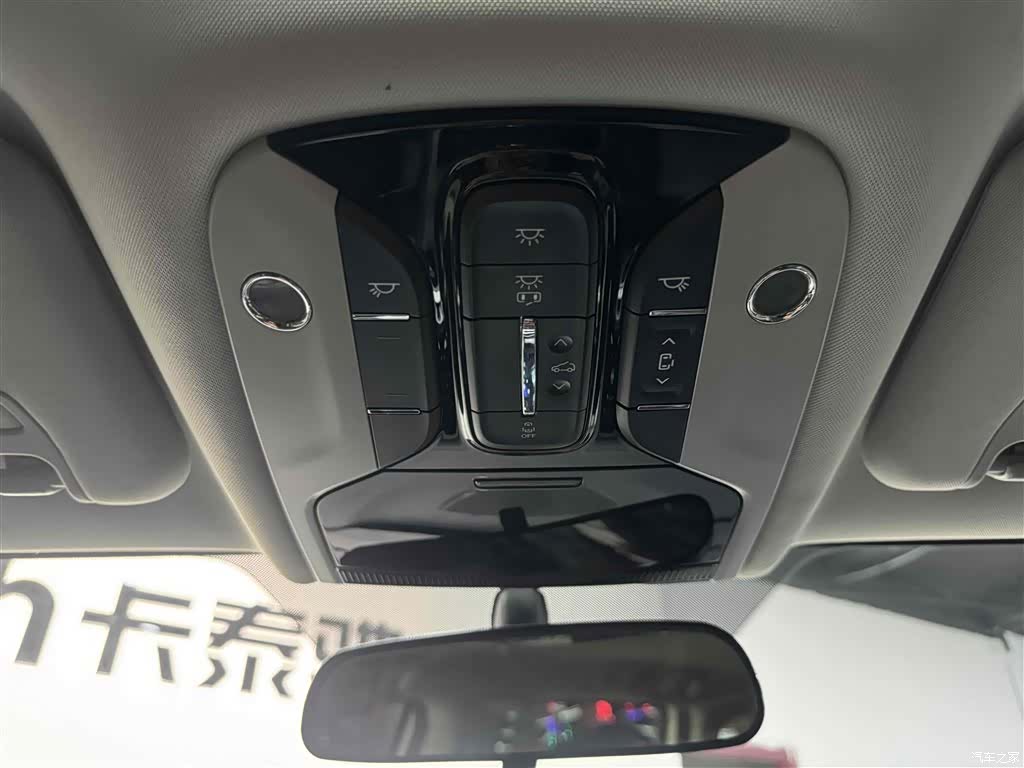 Trumpchi M8, 2021 16