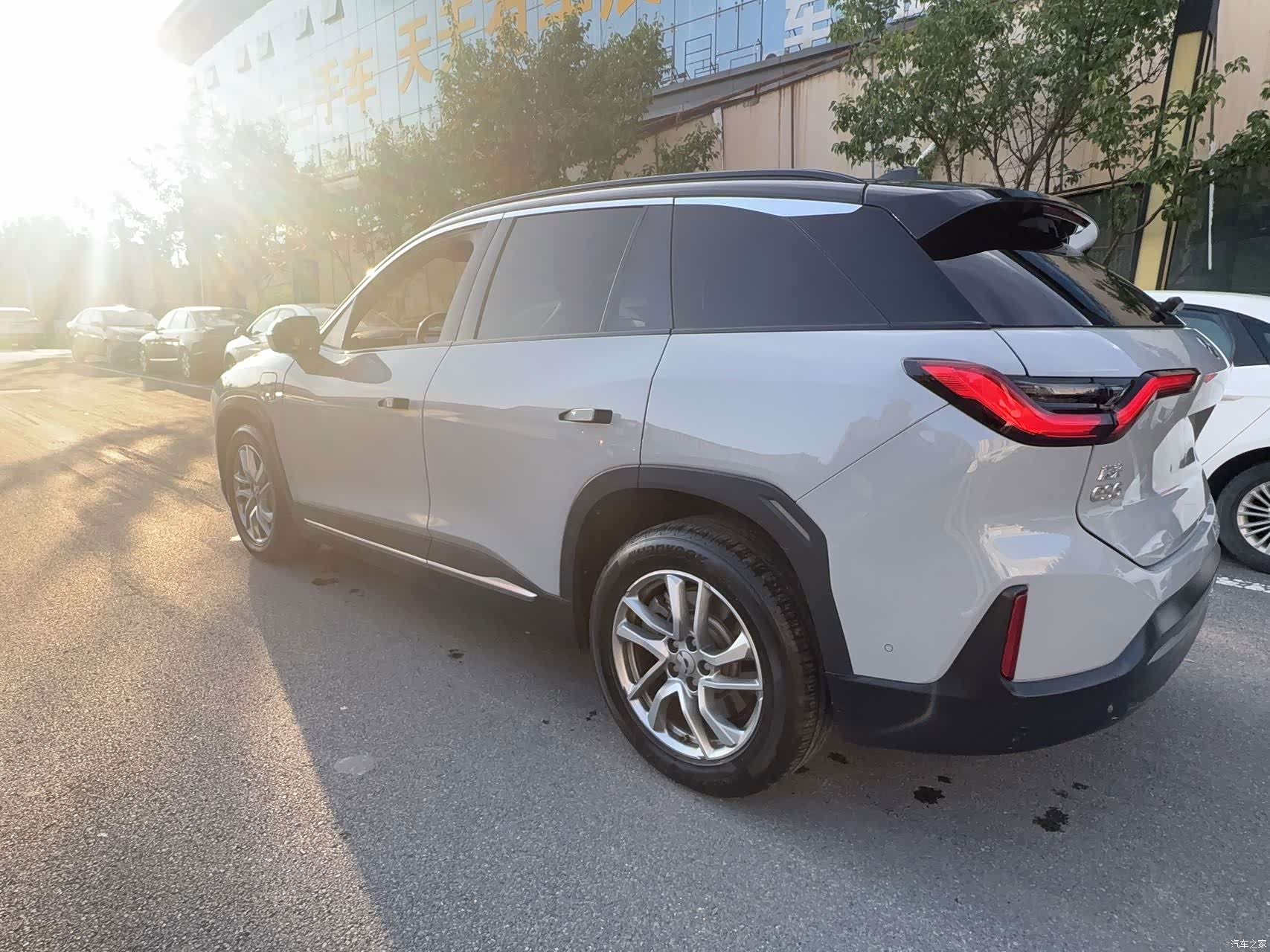 NIO ES6, 2022 7