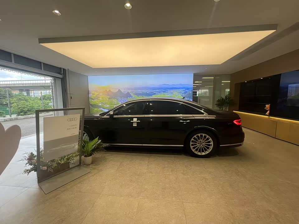 Audi A8