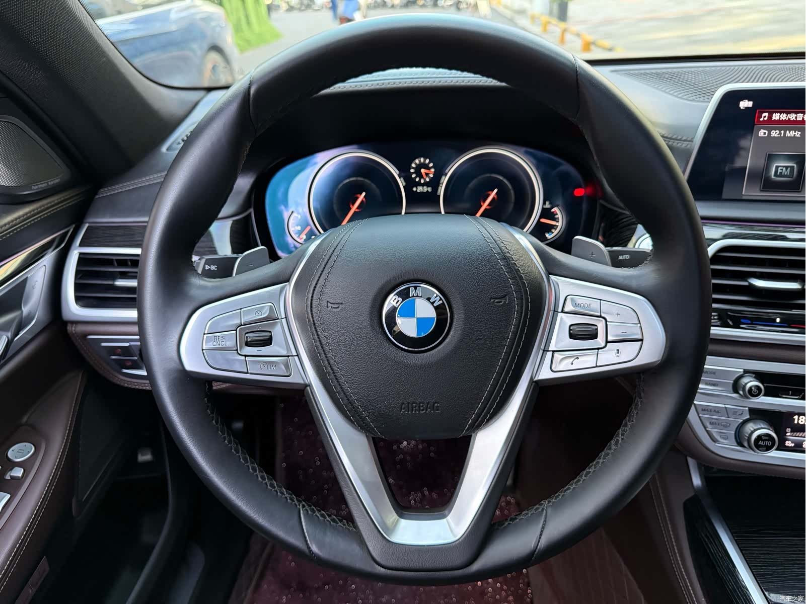 BMW 7 Series, 2018 10