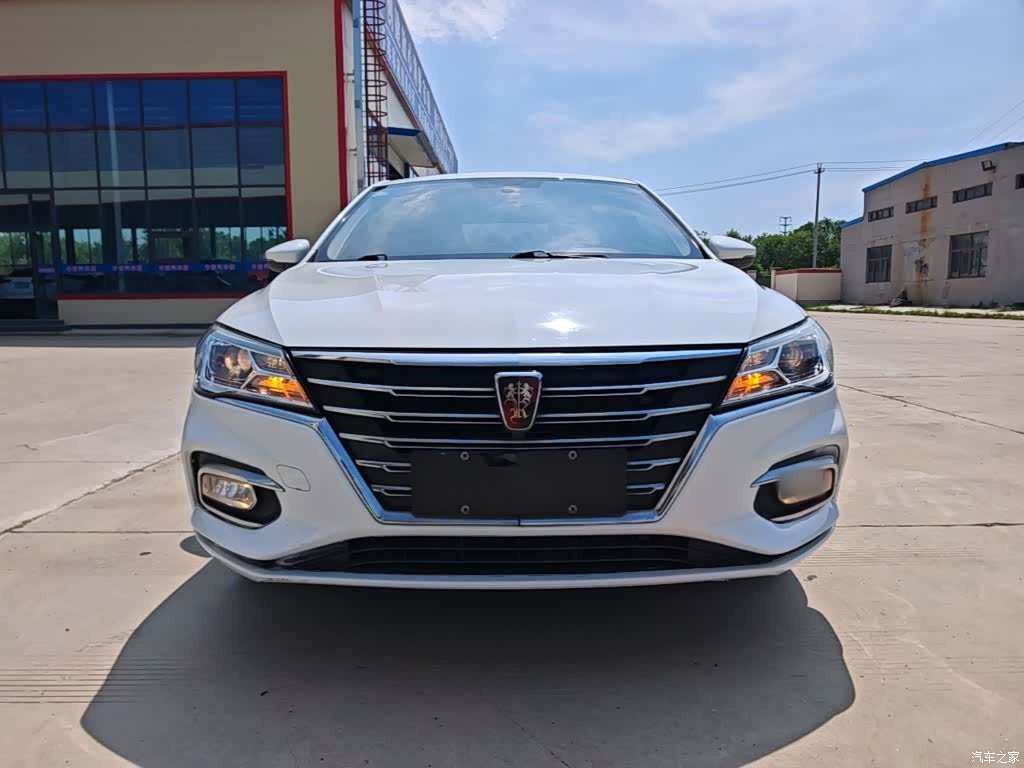 Roewe i5, 2019 3