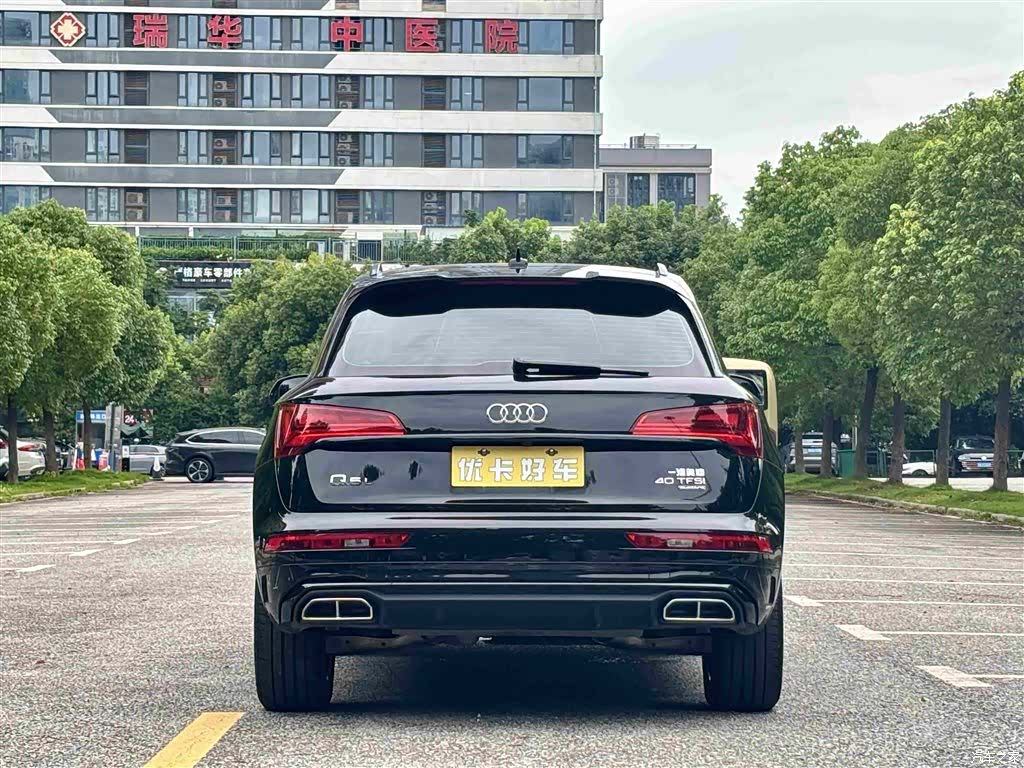 Audi Q5L, 2023 все фото