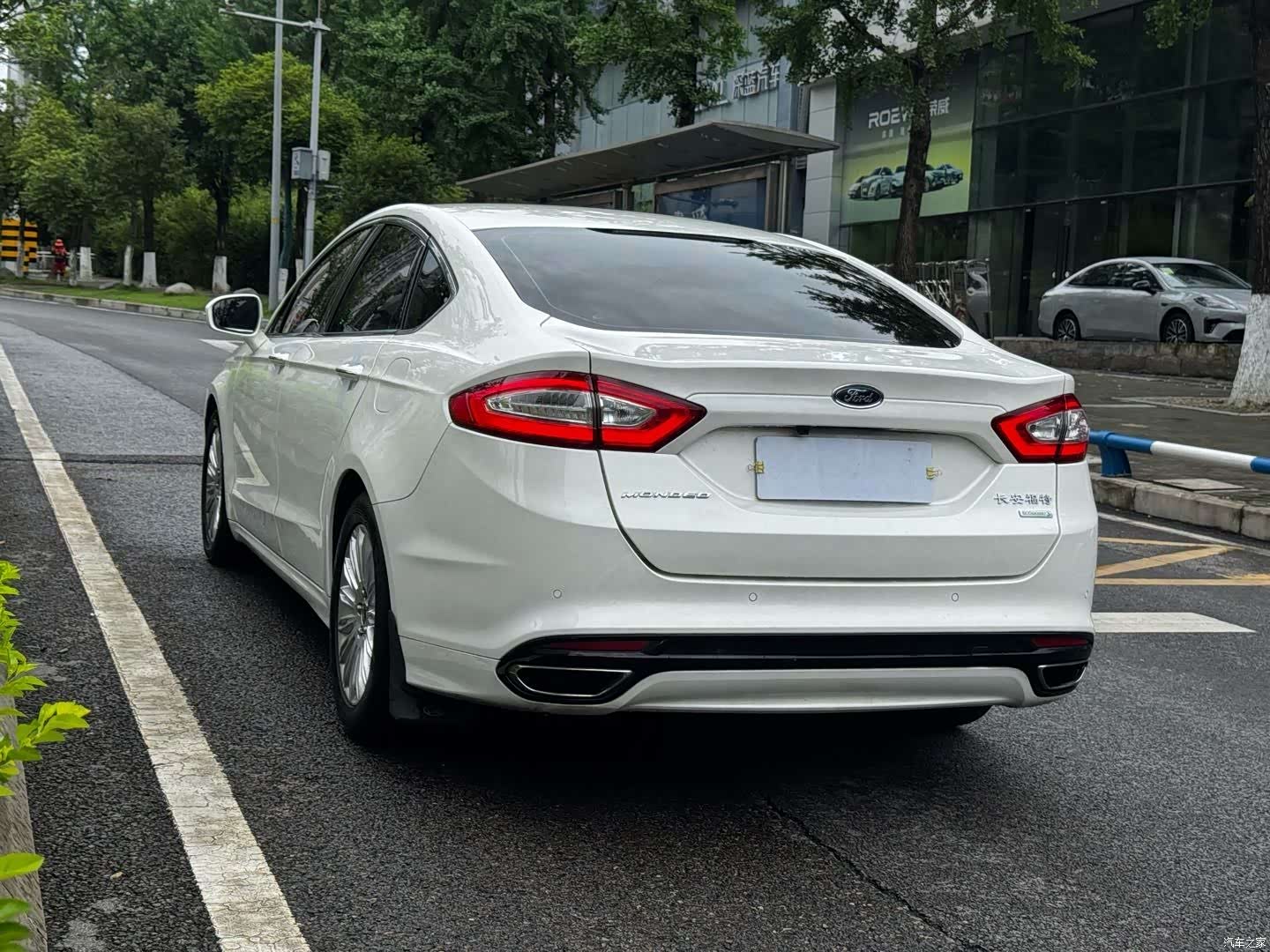 Ford Mondeo, 2014 24